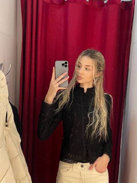 Настя, 22 — анкета